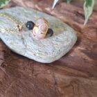 pendentif couleur ambre et œil de tigre